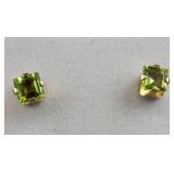 10K Gold Peridot Earrings RV $200