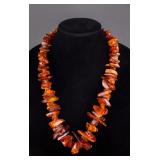 Chinese Fine Natural Amber Necklace