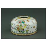 Fine Famille Rose Porcelain Water Pot Jiaqing Mk