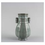 Chinese Song Style Crackled Glaze Porcelain Vase