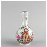 Republic Chinese Porcelain Garlic Vase Qianlong Mk