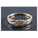 10k Yellow Gold Diamond Swirl Style Ring CRV$2250