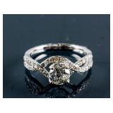 14k White Gold Diamond Twist Style Ring CRV$7934