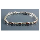 Sterling Silver 11 Garnet Bracelet RV$300