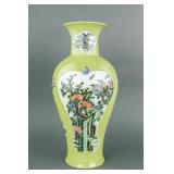 Chinese Famille Vert Porcelain Vase Kangxi MK