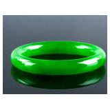 Burma Emerald Green Jadeite Carved Bangle
