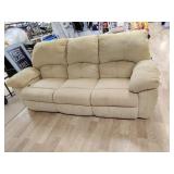 Cloth manual recline couch 66-in seating area