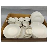 Cups plates bowls pfaltzgraff set of 8