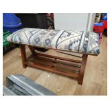 Small sitting stand