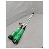 2 rechargeable hotshot shocking probes 1 charger