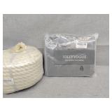 Queen sheet set and decorative rope