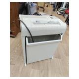 Older paper shredder