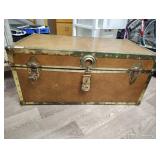 Trunk 15 x 31 x 17