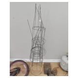 8 tomato cages