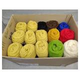 15 rolls rolls rug yarn