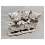 Concrete cat decor