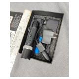 Rechargeable flashlight