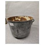 Cast cauldron