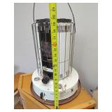 Kerosene lamp