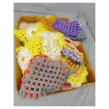 Knitted hot pan holders