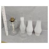 Kerosene lamp and 4 chimneys no ship