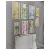Iraqi money and letterhead