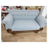 Vintage loveseat that turns into day bed ratchet
