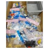 Building block figures not Lego