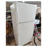 KitchenAid refrigerator 65.5 x 29.5 x 30.5 see