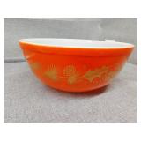 Pyrex mixing bowl
