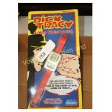 Dick Tracy Group: 12 plastic marbles,