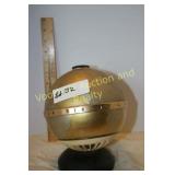 Vintage "Transistor Six Fleetwood" globe AM radio,