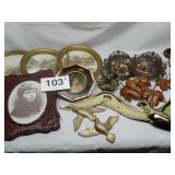 FRAMED PICTURES, BIRDS, SCONCES, ETC