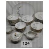 SET OF 8 LAURA BY NARUMI JAPAN CHINA
IT IS