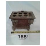 MINIATURE EAGLE SALESMAN STOVE