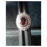 SZ.5 STERLING SILVER-GARNET RING 5.1GRAMS
