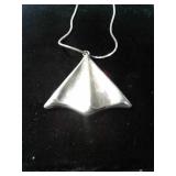 STERLING SILVER NECKLACE 16.6GRAMS