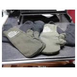 SWISS ARMY MITTENS SZ.M:SOCKS