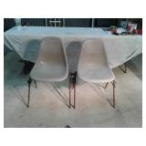 Fiberglass connecting chairs