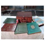 SCRAP BOOK:PHOTO ALBUMS:BASKET