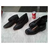 SZ.9 1/2 LEATHER BOOTS:SZ.10 SHOES