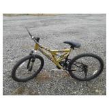 MONGOOSE MOUNTAIN BICYCLE