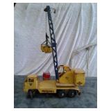 CLARK EQUIPMENT VTG. CRANE TOY MODEL T-24