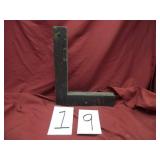 OLD STORE FRONT LETTER WOODEN LETTER L