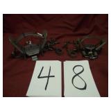 2 HUNTING TRAPS