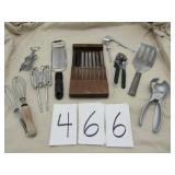 MISC KITCHEN UTENSILS