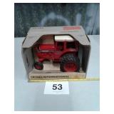 ERTL INTERNATIONAL TRACTOR