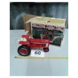 FARMALL 70G TRACTOR