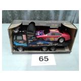 NYLINT BRIGGS & STRATTON RACE CAR HAULER