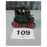 VTG METAL LEVER ACTION WINDUP TRUCK